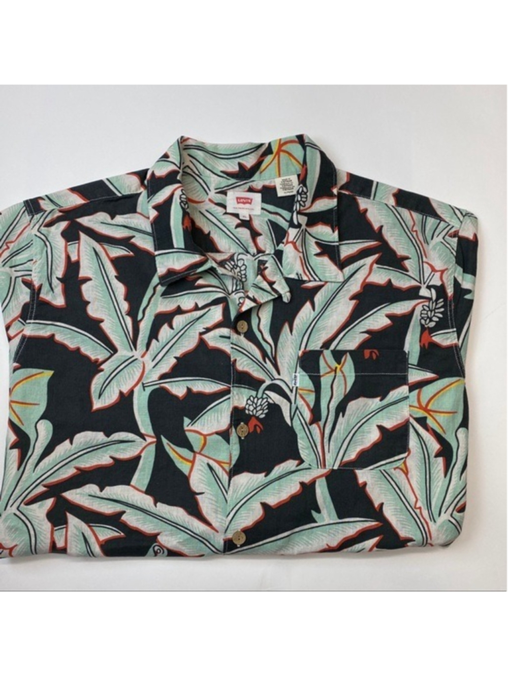 LEVIS XL CASUAL BUTTON DOWN